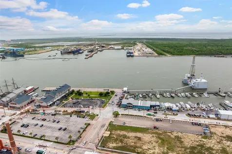 1927 Harborside Drive 307 Galveston TX 77550