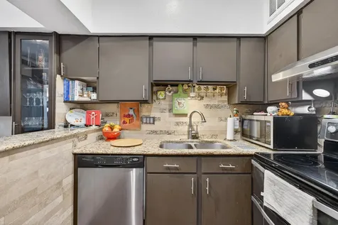 2100 Tanglewilde Street 225 Houston TX 77063