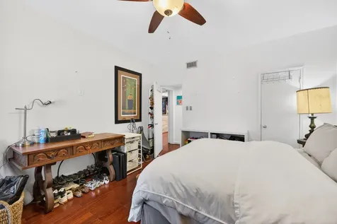 2100 Tanglewilde Street 225 Houston TX 77063