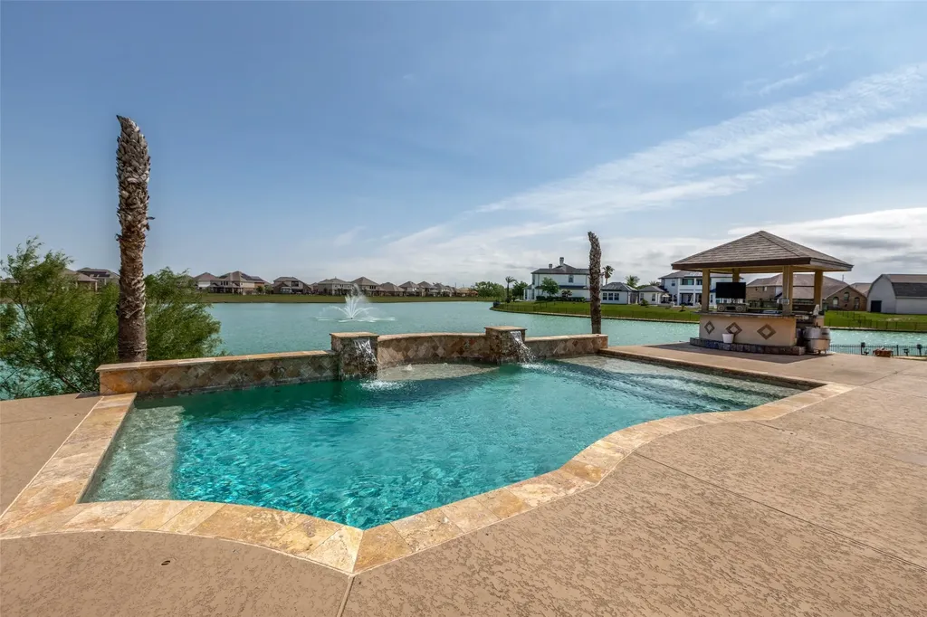 8 Cypress Point Court Manvel TX 77578