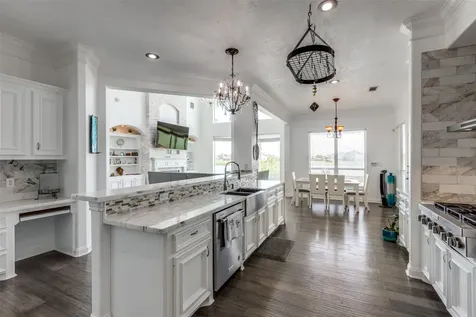 8 Cypress Point Court Manvel TX 77578