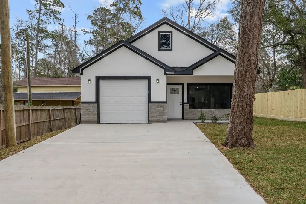 15090 Austin Road Willis TX 77378