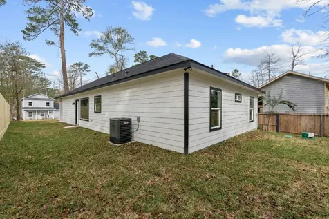 15090 Austin Road Willis TX 77378