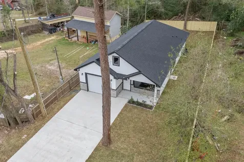 15090 Austin Road Willis TX 77378