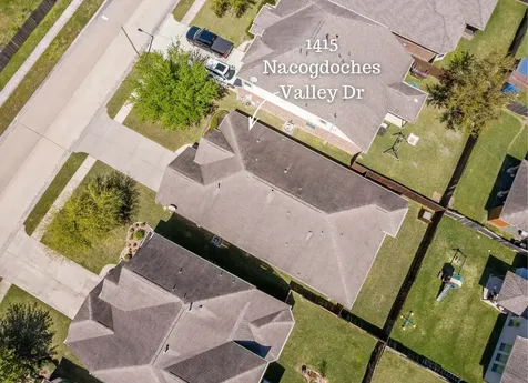 1415 Nacogdoches Valley Drive League City TX 77573