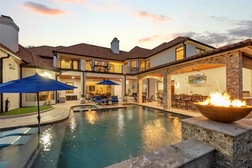 1810 Watercastle Court Houston TX 77077