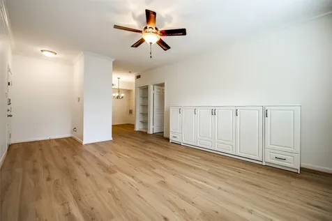 2255 Braeswood Park Drive 294 Houston TX 77030