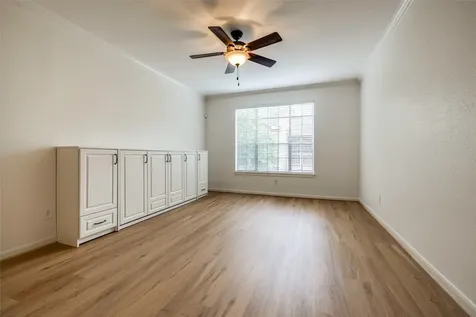 2255 Braeswood Park Drive 294 Houston TX 77030