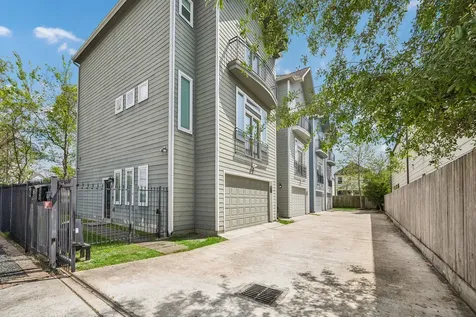 624 E 28th Street Houston TX 77008