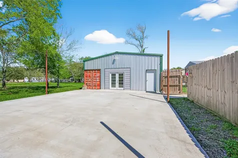 22218 Madison Street Bedias TX 77831