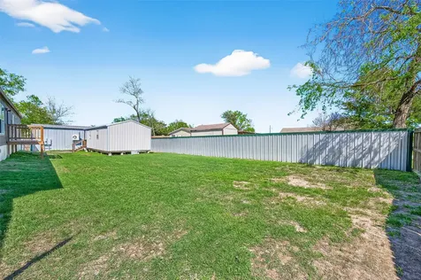 22218 Madison Street Bedias TX 77831