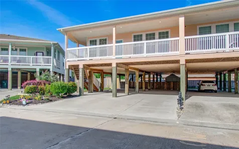1705 Bayway Drive Seabrook TX 77586