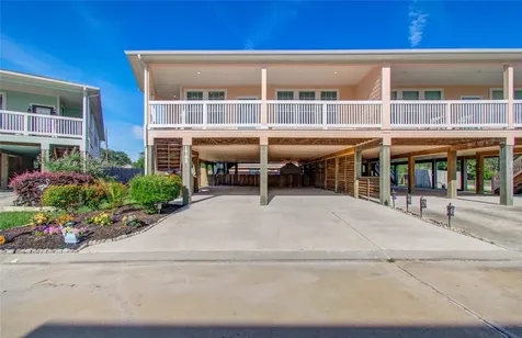 1705 Bayway Drive Seabrook TX 77586