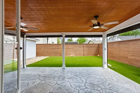 3105 Garrow Street Houston TX 77003
