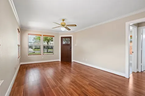 3105 Garrow Street Houston TX 77003