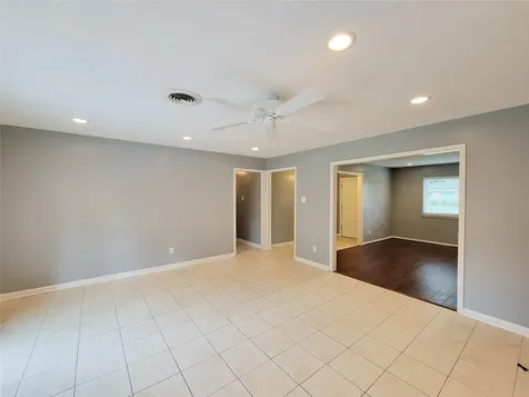 5846 Ettrick Drive Houston TX 77035