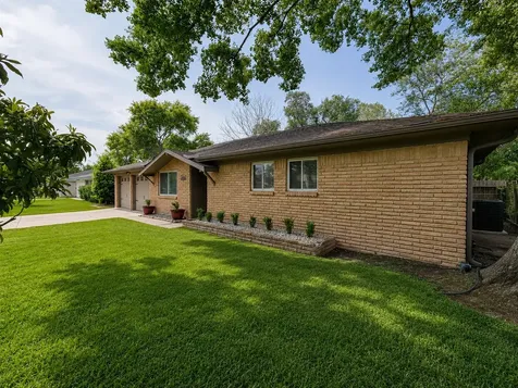 5846 Ettrick Drive Houston TX 77035