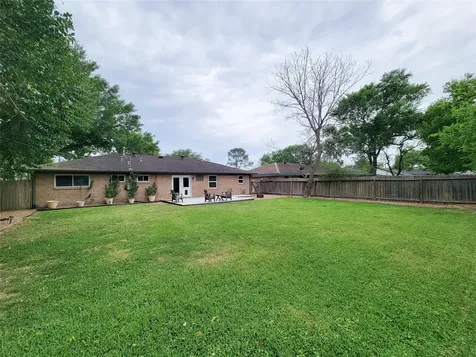 5846 Ettrick Drive Houston TX 77035
