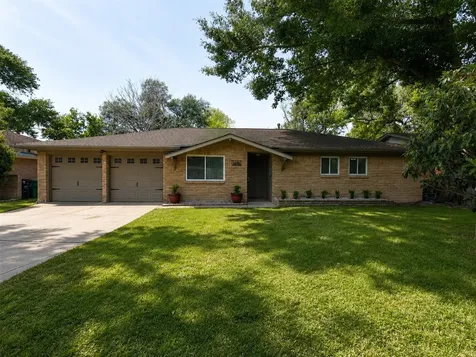 5846 Ettrick Drive Houston TX 77035