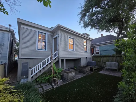2526 Ursuline Street Galveston TX 77550