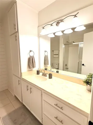 7215 Creek Crest Drive Houston TX 77095