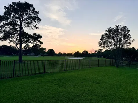 7215 Creek Crest Drive Houston TX 77095