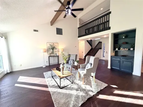 7215 Creek Crest Drive Houston TX 77095