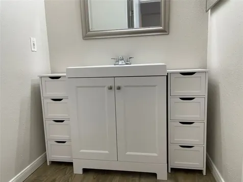 18800 Egret Bay Boulevard 905 Webster TX 77058