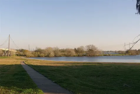18800 Egret Bay Boulevard 905 Webster TX 77058