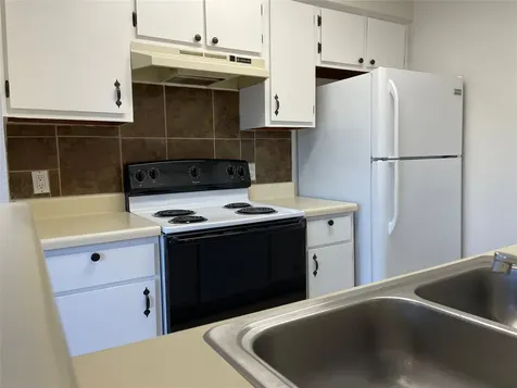 18800 Egret Bay Boulevard 905 Webster TX 77058