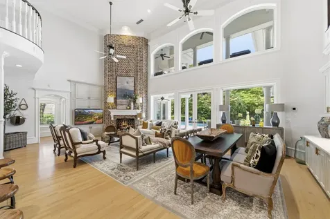 18 Dappled Sun Place The Woodlands TX 77381
