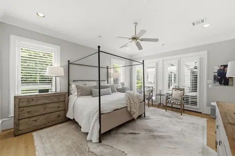 18 Dappled Sun Place The Woodlands TX 77381
