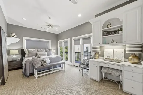 18 Dappled Sun Place The Woodlands TX 77381