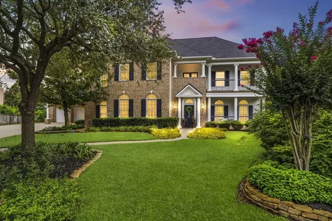 18 Dappled Sun Place The Woodlands TX 77381