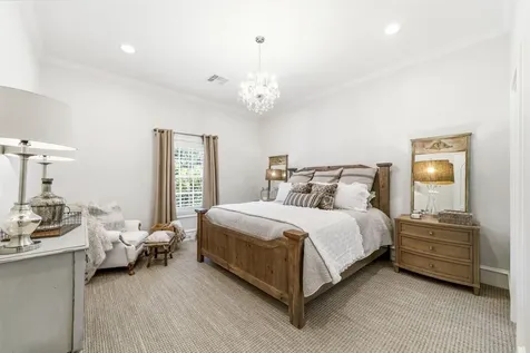 18 Dappled Sun Place The Woodlands TX 77381