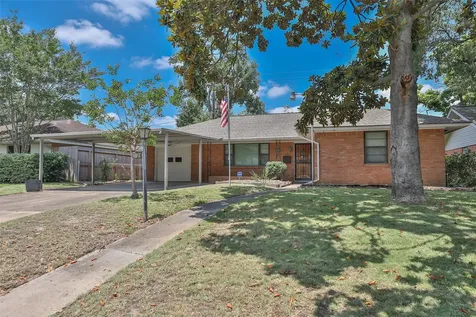 874 Judiway Street Houston TX 77018