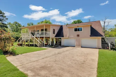 90 County Road 2852 Cleveland TX 77327