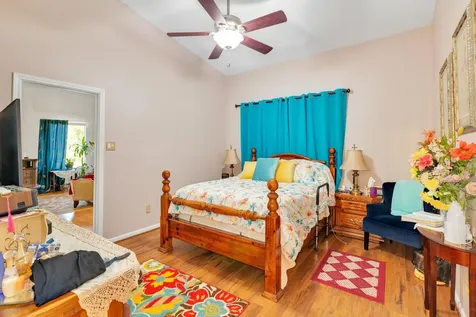 90 County Road 2852 Cleveland TX 77327