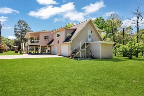 90 County Road 2852 Cleveland TX 77327