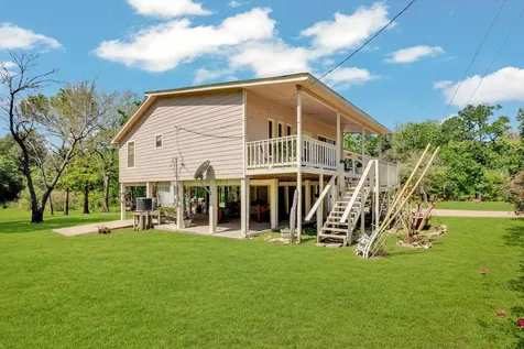 90 County Road 2852 Cleveland TX 77327
