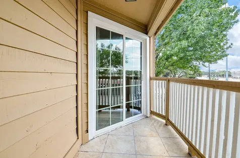 10211 Sugar Branch Drive 422 Houston TX 77036