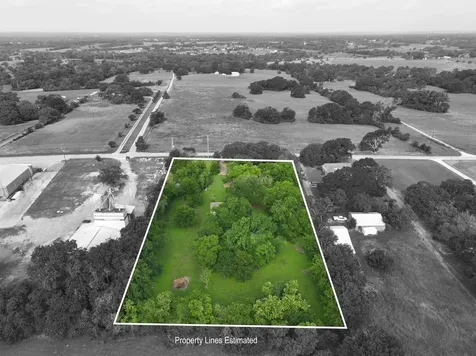 915 Farmers Road Brenham TX 77833