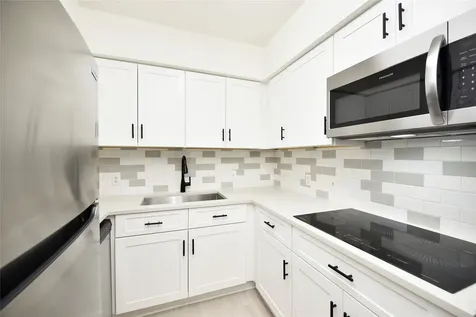 2600 Bellefontaine Street A21 Houston TX 77025