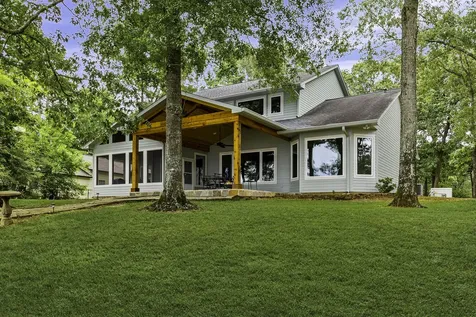 145 Island Drive Livingston TX 77351