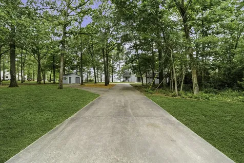 145 Island Drive Livingston TX 77351