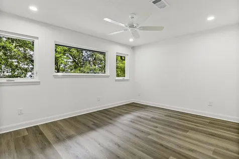 145 Island Drive Livingston TX 77351