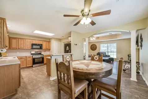 2723 Indian Mound Trail Crosby TX 77532