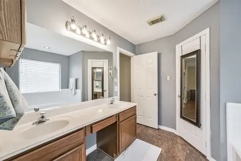 2723 Indian Mound Trail Crosby TX 77532
