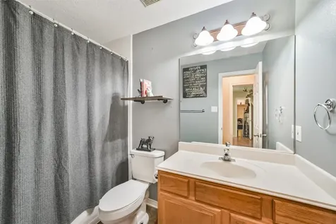 2723 Indian Mound Trail Crosby TX 77532
