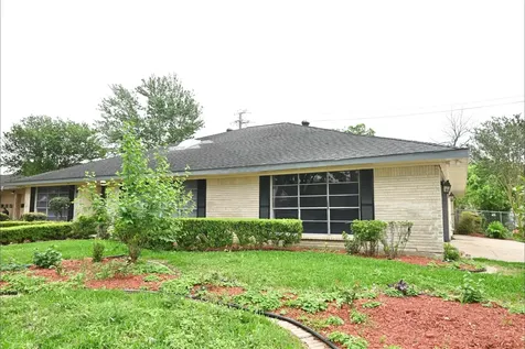 202 Coronation Drive Houston TX 77034